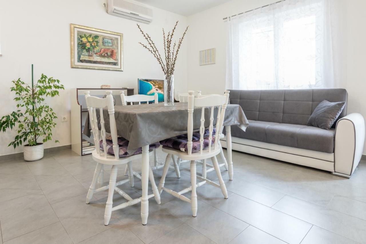 Apartments Fanito Makarska Bagian luar foto